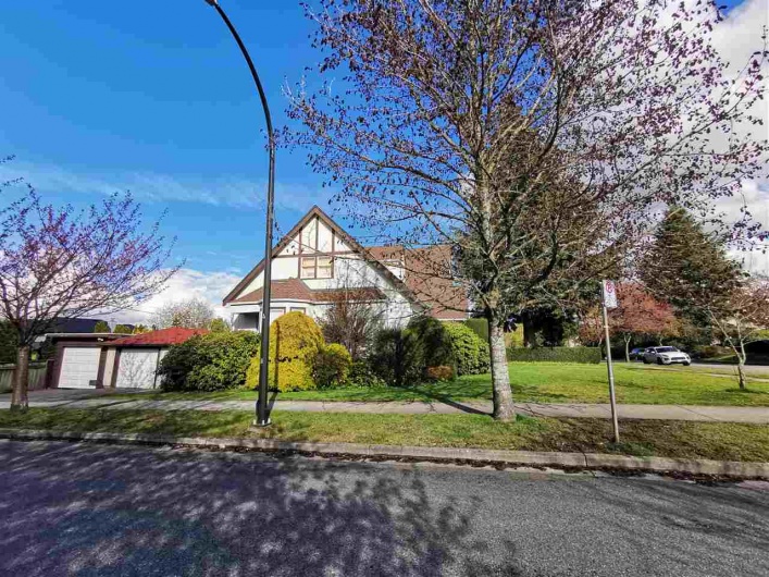 595 28TH AVENUE, Vancouver, BC V5Z 2H2, 4 Bedrooms Bedrooms, ,2 BathroomsBathrooms,Residential Detached,For Sale,28TH,R2357773
