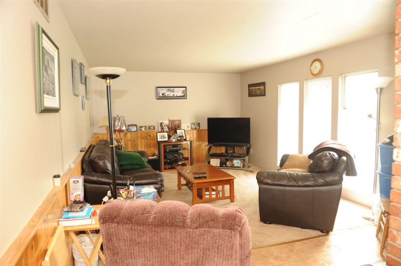 20028 WHARF STREET, Maple Ridge, BC V2X 1A1, 4 Bedrooms Bedrooms, ,3 BathroomsBathrooms,Residential Detached,For Sale,WHARF,R2398924