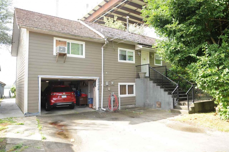20028 WHARF STREET, Maple Ridge, BC V2X 1A1, 4 Bedrooms Bedrooms, ,3 BathroomsBathrooms,Residential Detached,For Sale,WHARF,R2398924
