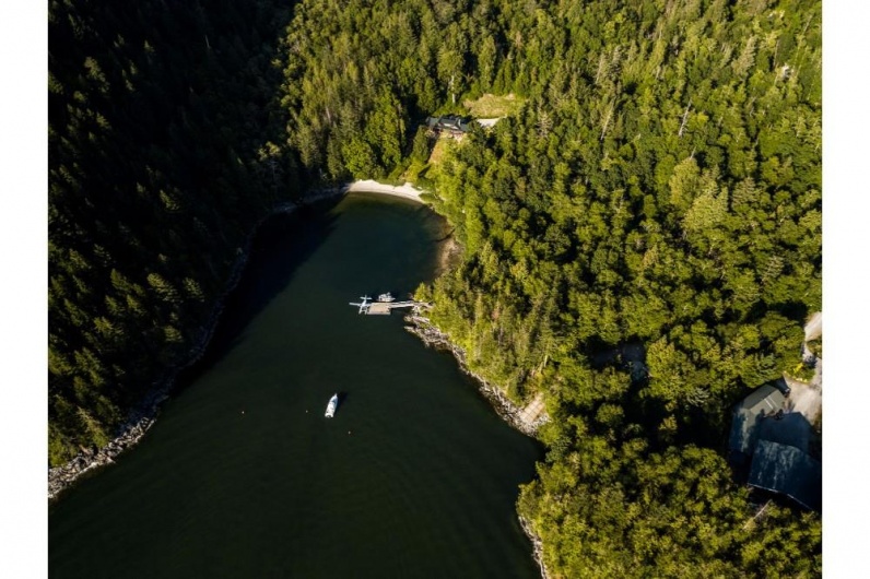 1 FAWN BLUFF COVE, No City Value, BC V0V 0V0, 11 Bedrooms Bedrooms, ,6 BathroomsBathrooms,Residential Detached,For Sale,FAWN BLUFF,R2210154
